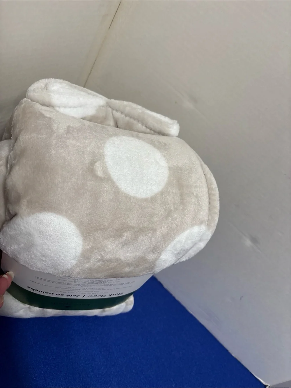 Kate Spade Plush Throw